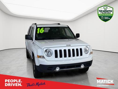 Bright White Clearcoat 2016 Jeep Patriot High Altitude