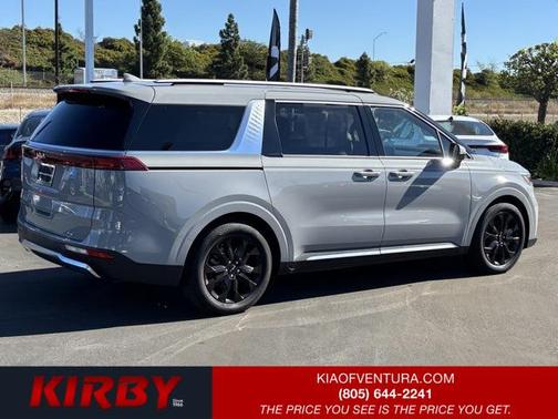 2022 Kia Carnival SX