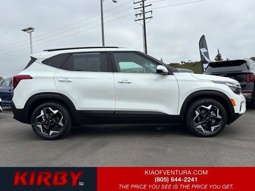 Snow White Pearl 2024 Kia Seltos EX