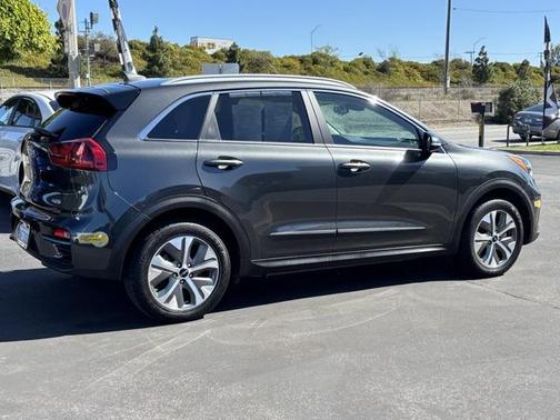 2022 Kia Niro EV EX