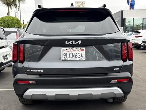 2023 Kia Sorento EX