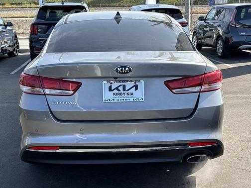 2018 Kia Optima LX