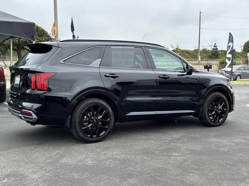 2022 Kia Sorento SX