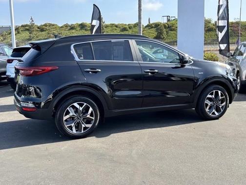2022 Kia Sportage EX