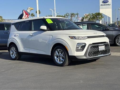 2022 Kia Soul LX