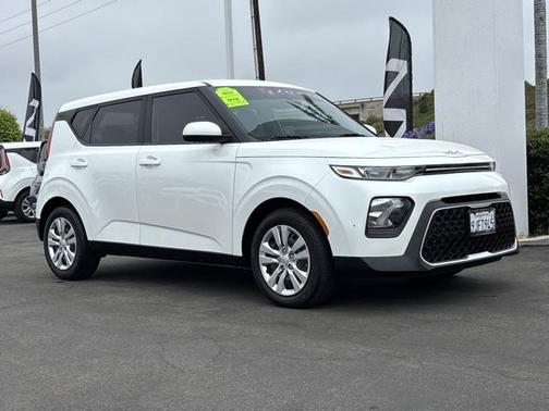 2022 Kia Soul LX