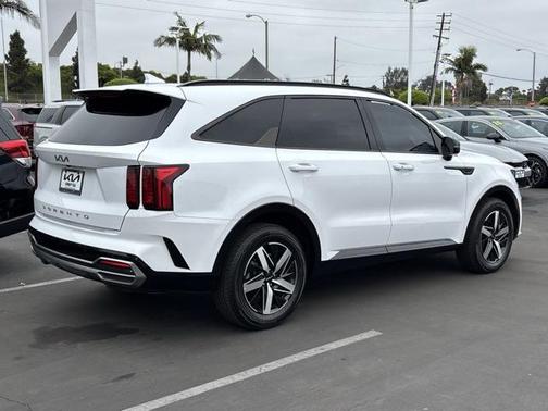 2022 Kia Sorento S