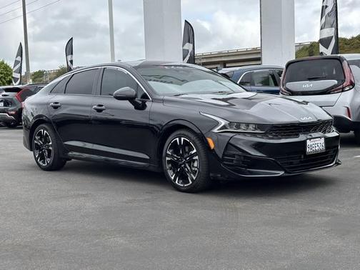 2022 Kia K5 GT-Line