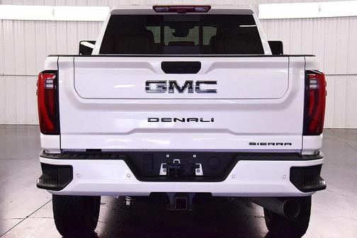 2025 GMC Sierra 2500 Denali Ultimate