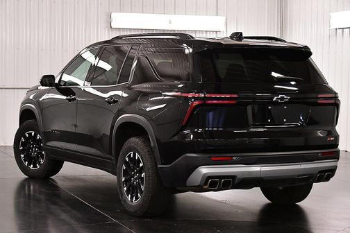Mosaic Black Metallic 2024 Chevrolet Traverse AWD Z71