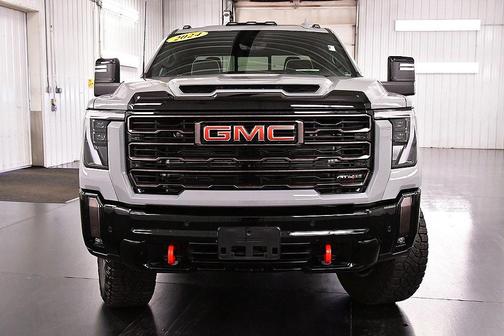 2024 GMC Sierra 2500 AT4