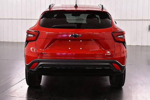 Apex Red 2026 Chevrolet Trax FWD 2RS