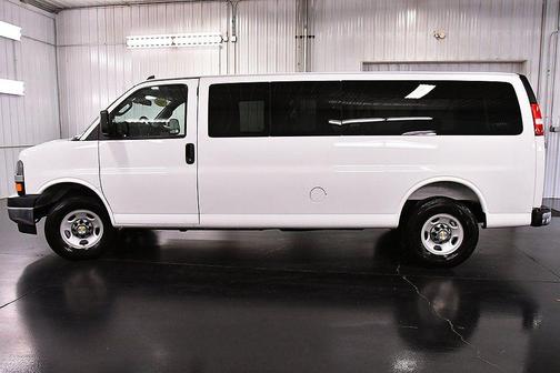 2025 Chevrolet Express 3500 RWD 3500 Extended Wheelbase LT
