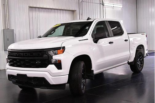 2023 Chevrolet Silverado 1500 Custom
