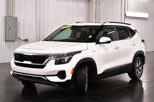 2022 Kia Seltos EX