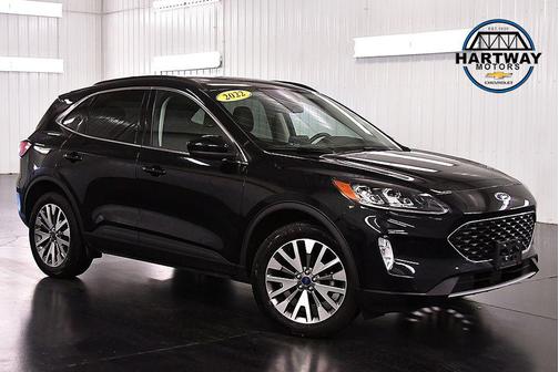 Agate Black Metallic 2022 Ford Escape Titanium