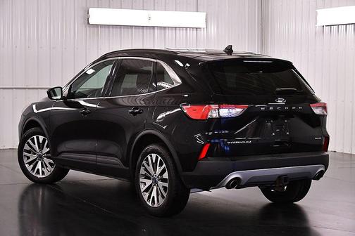 Agate Black Metallic 2022 Ford Escape Titanium