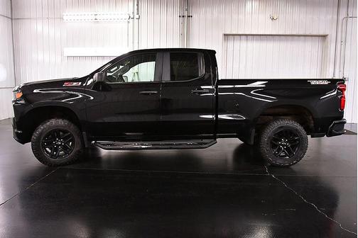 Black 2019 Chevrolet Silverado 1500 Custom Trail Boss