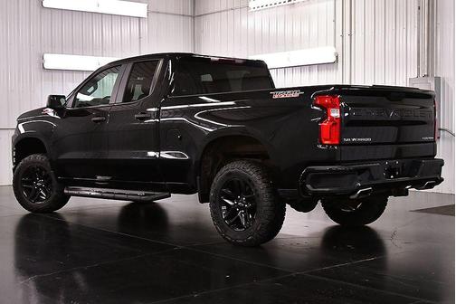 Black 2019 Chevrolet Silverado 1500 Custom Trail Boss