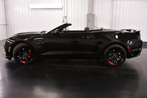 Black 2022 Chevrolet Camaro 2LT