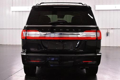 2021 Lincoln Navigator Black Label