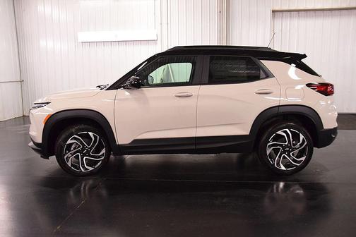 White Sands 2026 Chevrolet Trailblazer RS