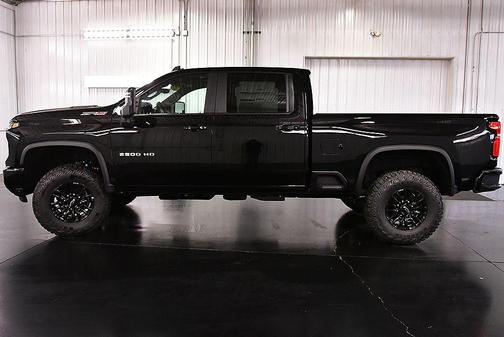 Black 2026 Chevrolet Silverado 2500 Crew Cab, Standard Bed, XR2, 4WD