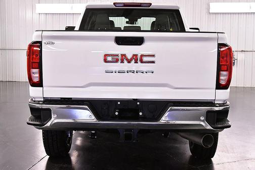 Summit White 2024 GMC Sierra 2500 Pro