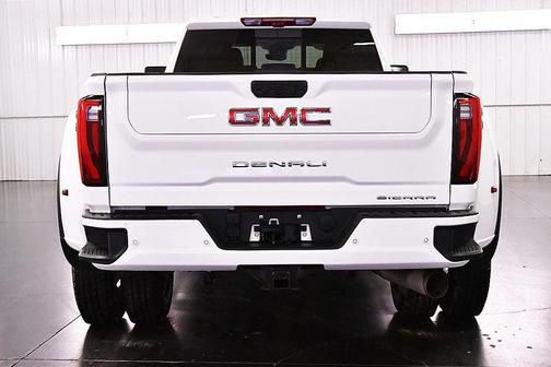 2025 GMC Sierra 3500 Denali