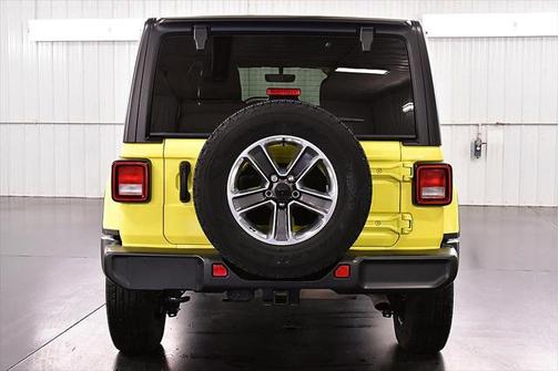 2023 Jeep Wrangler 4-Door Sahara