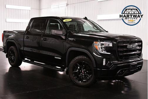 Onyx Black 2022 GMC Sierra 1500 Elevation