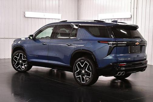 Lakeshore Blue Metallic 2026 Chevrolet Traverse High Country