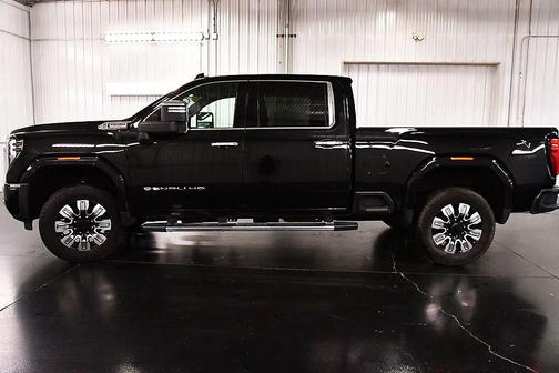 Onyx Black 2024 GMC Sierra 2500 Denali