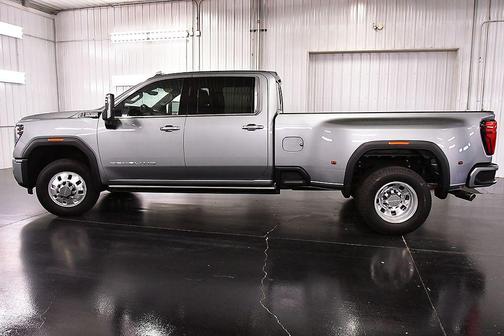 Sterling Metallic 2025 GMC Sierra 3500 Denali
