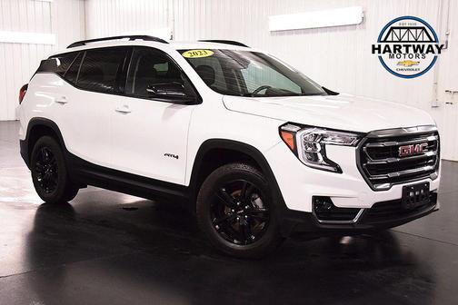 Summit White 2023 GMC Terrain AWD AT4