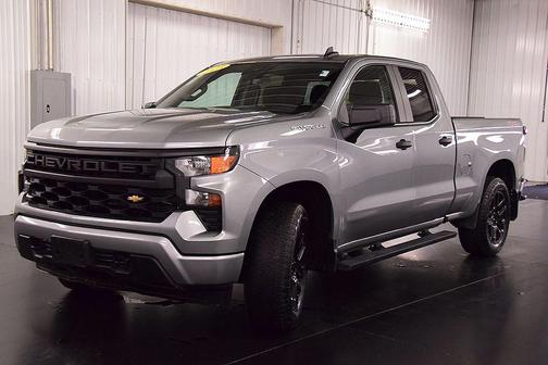 Sterling Gray Metallic 2023 Chevrolet Silverado 1500 Custom