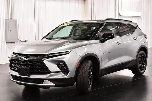 Sterling Gray Metallic 2023 Chevrolet Blazer 2LT
