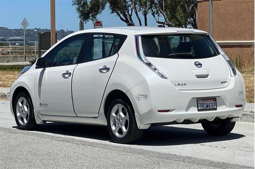 2013 Nissan Leaf SV