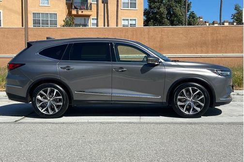 Liquid Carbon Metallic 2023 Acura MDX Technology Package