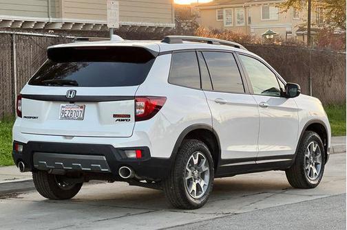 2023 Honda Passport AWD TrailSport