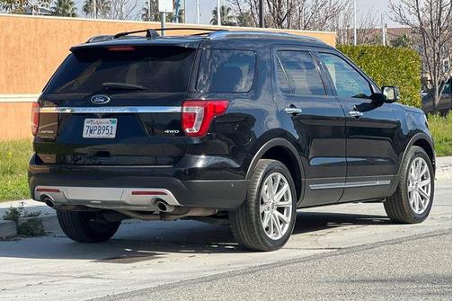 2017 Ford Explorer Limited