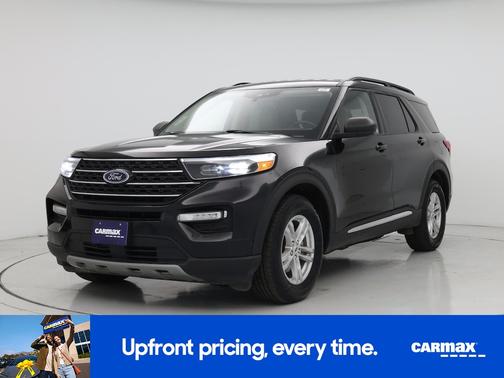 Black 2023 Ford Explorer XLT