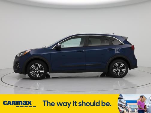 2022 Kia Niro LX