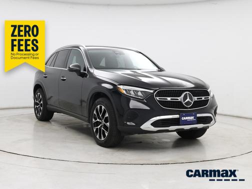 Black 2025 Mercedes-Benz GLC 350e