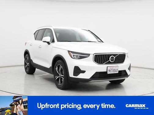 2024 Volvo XC40 B5 Core Bright Theme