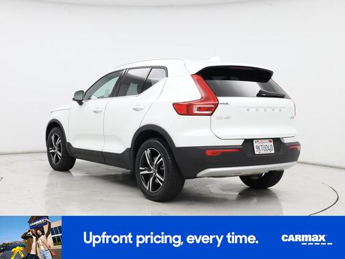 2024 Volvo XC40 B5 Core Bright Theme