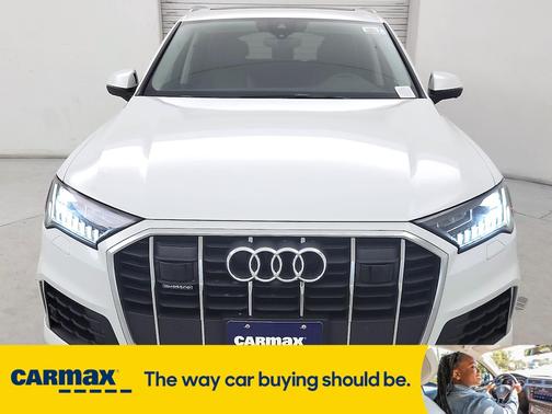 2023 Audi Q7 Premium Plus