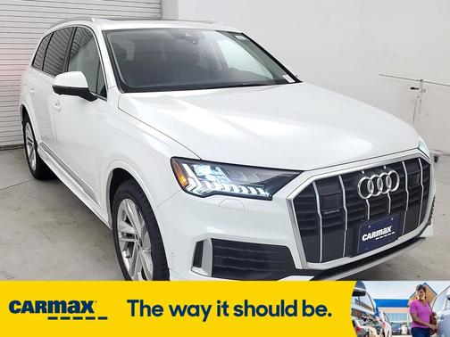 2023 Audi Q7 Premium Plus