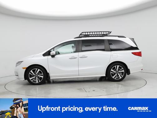 White 2022 Honda Odyssey Touring