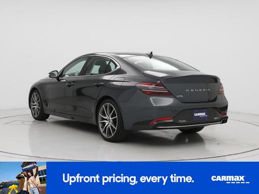 2022 Genesis G70 2.0T